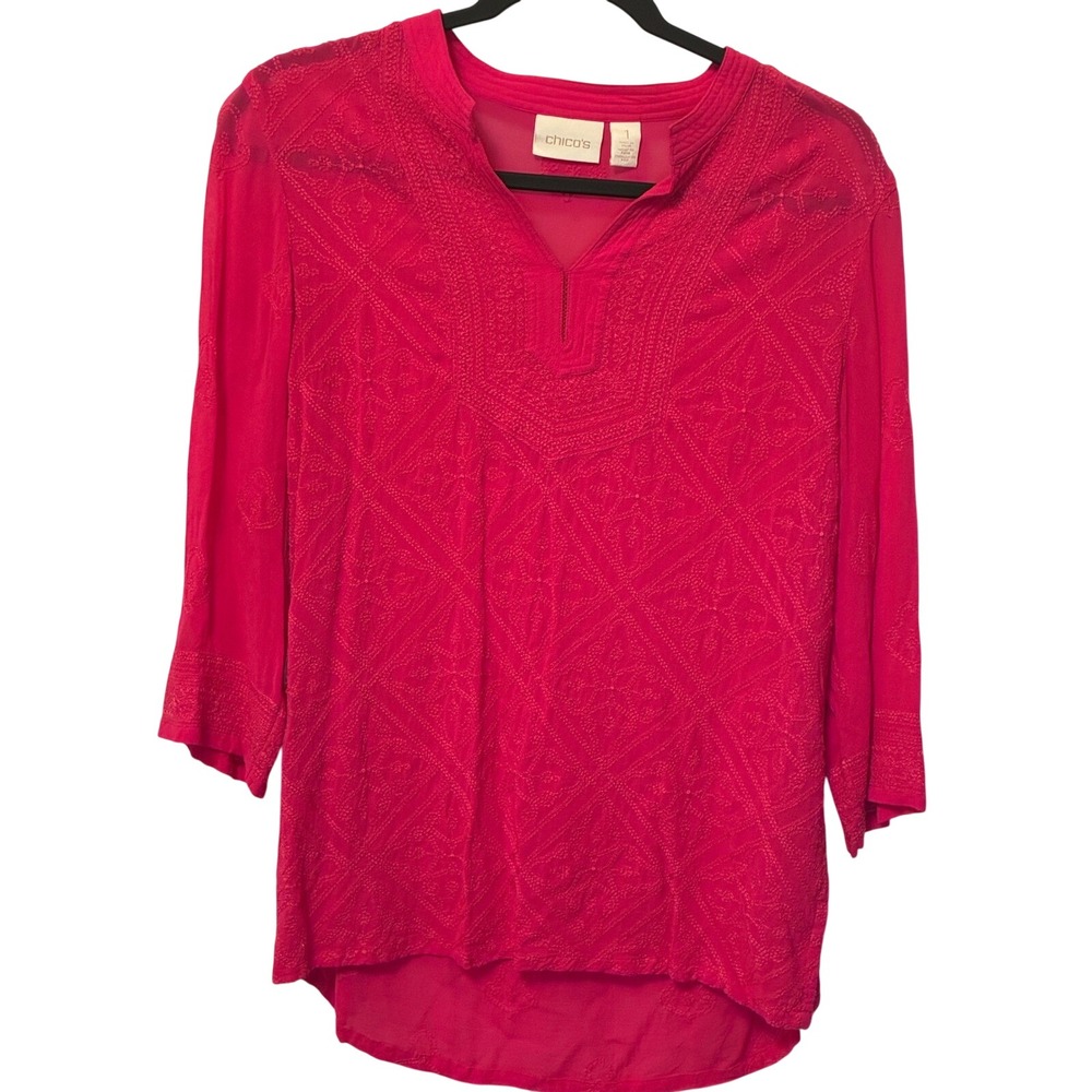 Chicos Pink Embroidered Tunic Top Split V-Neck 3/4 Sleeve Size 1 Medium Womens